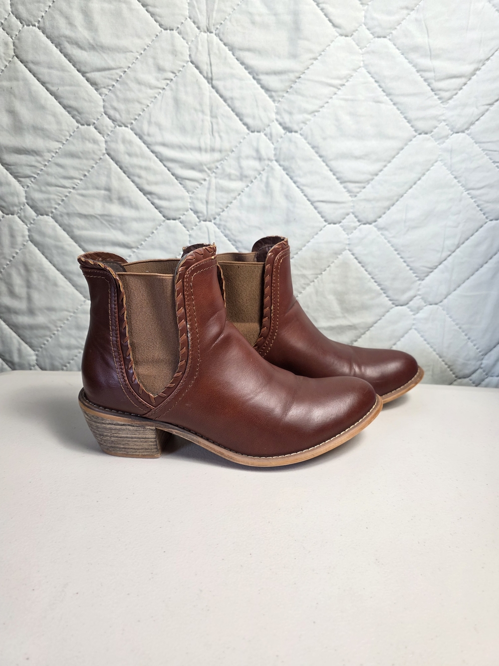 Women's Brown Leather Ankle Booties Sz 9 - Picture 1 of 11